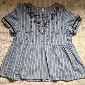 Blouse with Floral Print